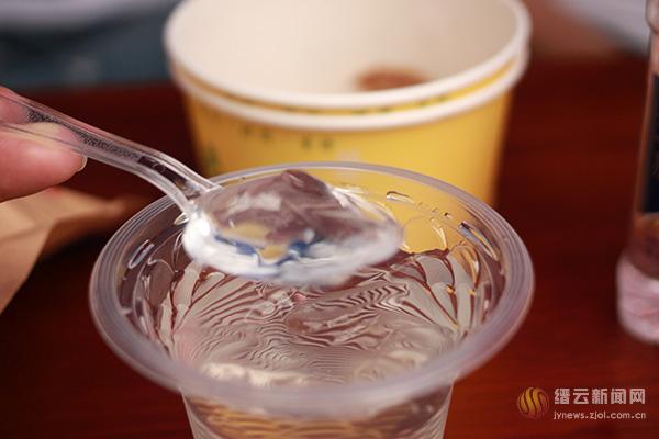 2018石笕乡杜鹃花节开幕 迎来三千多名游客踏