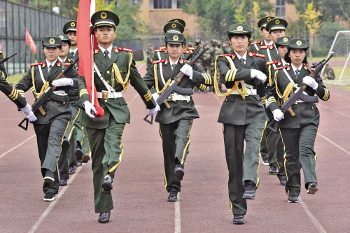 承名校基因 启复兴征程