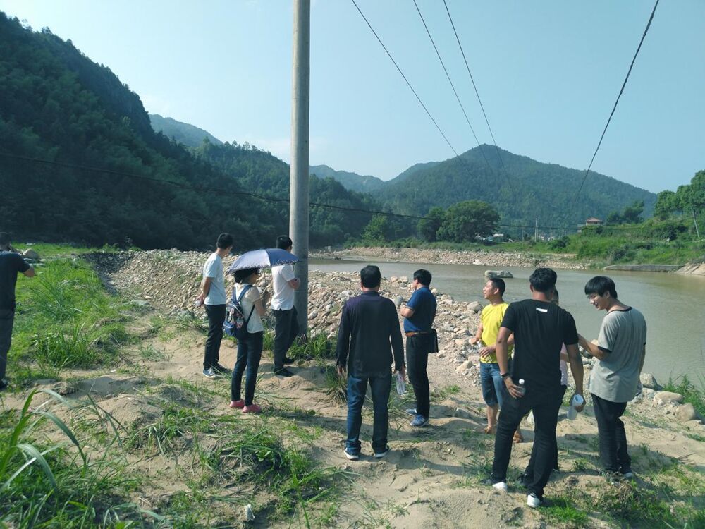 洪庄镇人口_赵各庄镇下明峪村人口(3)