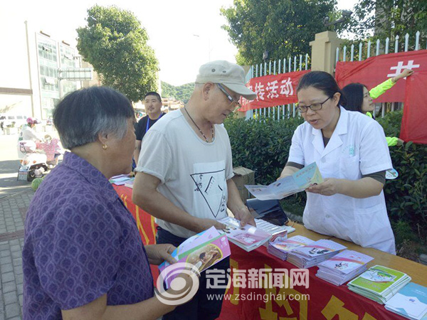 盐仓街道人口多少_...商所工作人员到盐仓街道新螺头社区为辖区内42户小店经