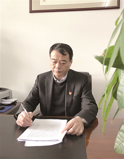 "徐舟坦言,如何化期待值为惊艳值,成为摆在交投