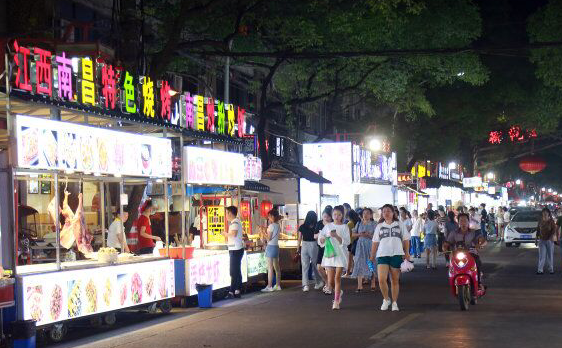 东阳:振兴路夜市"热"出新高度