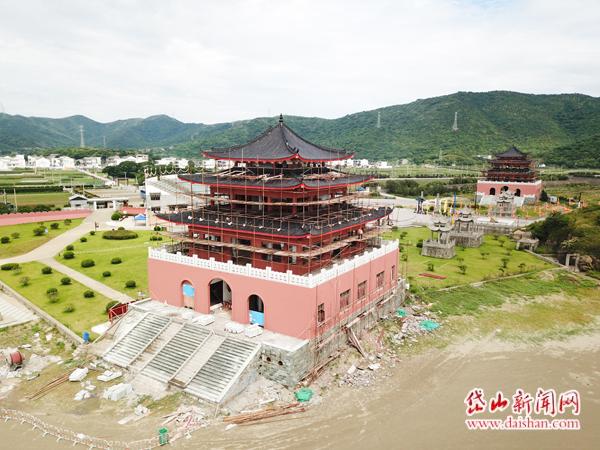 加强景区建设 推动旅游发展