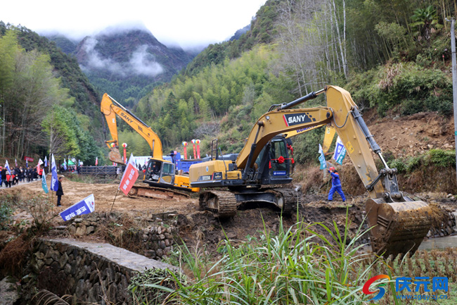 庆元银屏山隧道工程开工开通后从县城到月山只需半小时