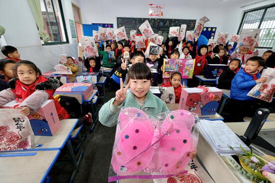 宁波福彩暖心行动：102个孩子的微心愿实现了