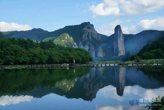 缙云经济总量_缙云烧饼(2)