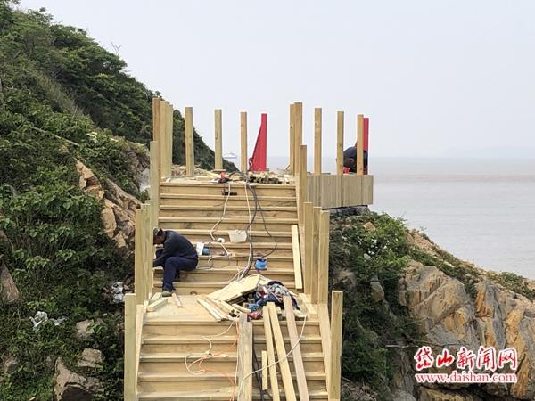 ȫ����Ͷ1���� ��ȫ�����η�չ