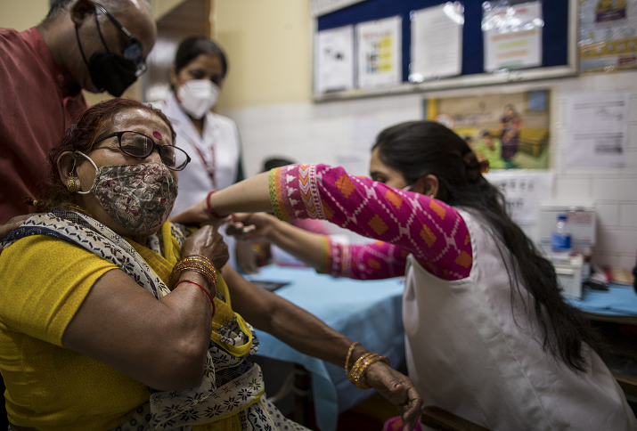 5月1日起 印度政府向18岁以上人群开放新冠疫苗接种
