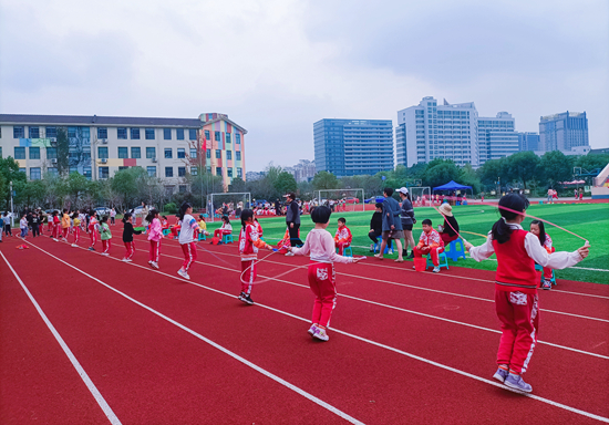 华维文澜小学举行2021年第七届达标运动会-上虞新闻网