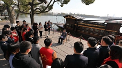 ���ˣ����������ɾ��Ϻ�����������ɫ