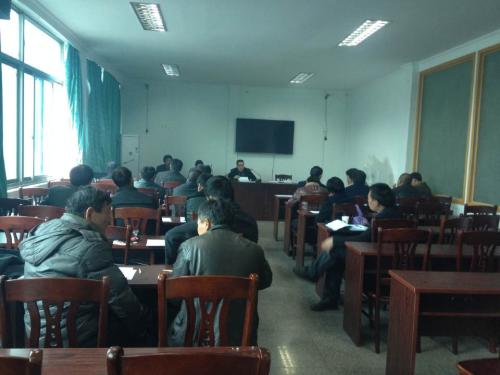 谷来镇召开村监会主任例会