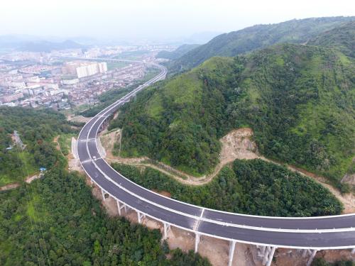 【加油温岭】逢山开路 遇水搭桥 破难攻坚中筑起通途