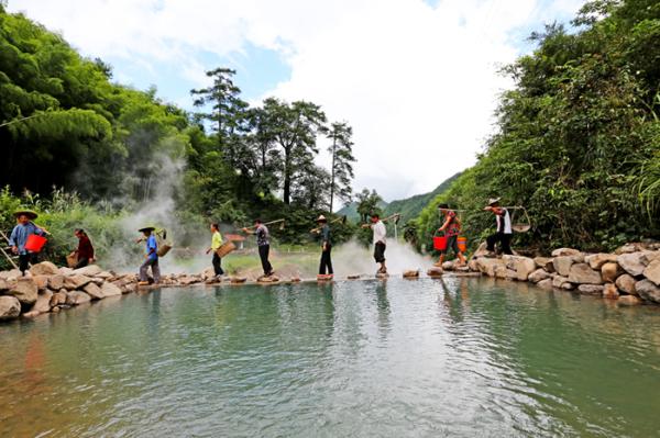 松阳:治水后的汤城新貌--浙江网闻联播