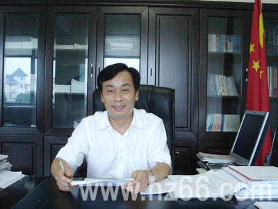 湖州吴兴区区长施根宝:三个"更"推进富民强区