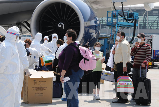 77名在沪墨西哥公民乘墨航包机回国