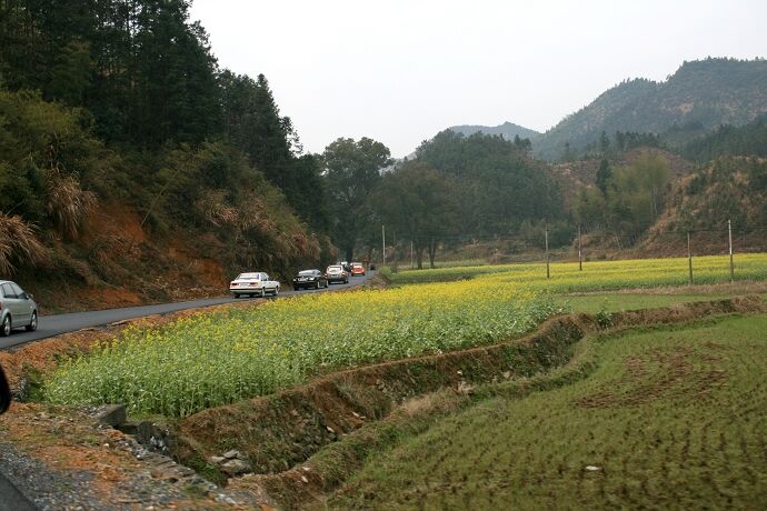 点击图片或使用键盘← →翻页  点击图片或使用键盘← →翻页