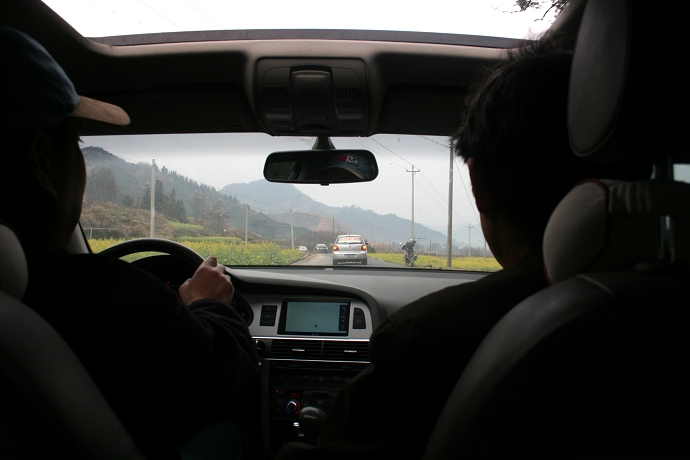 点击图片或使用键盘← →翻页  点击图片或使用键盘← →翻页