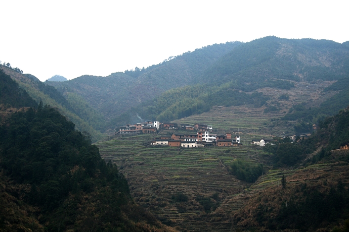 点击图片或使用键盘← →翻页  点击图片或使用键盘← →翻页