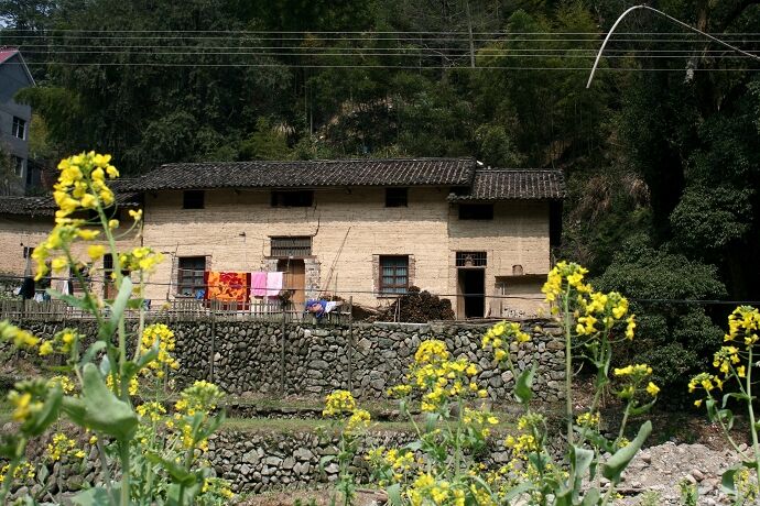 点击图片或使用键盘← →翻页  点击图片或使用键盘← →翻页