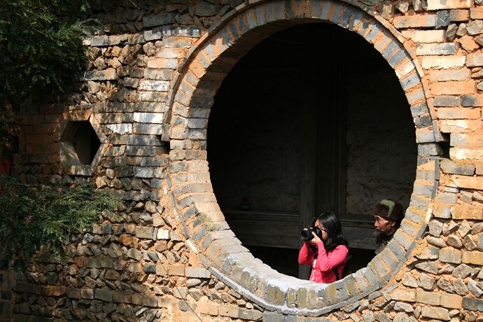 点击图片或使用键盘← →翻页  点击图片或使用键盘← →翻页