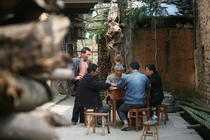 点击图片或使用键盘← →翻页  点击图片或使用键盘← →翻页