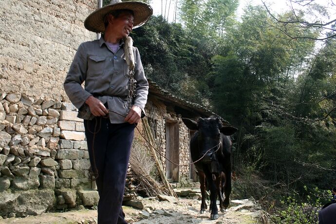 点击图片或使用键盘← →翻页  点击图片或使用键盘← →翻页