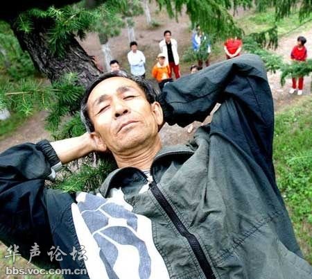 堪称"异类"的中国老头老太(组图)