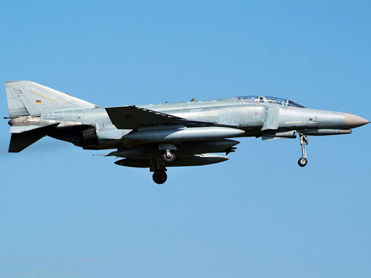 德国空军f4-f"鬼怪"ii战斗机 资料图片