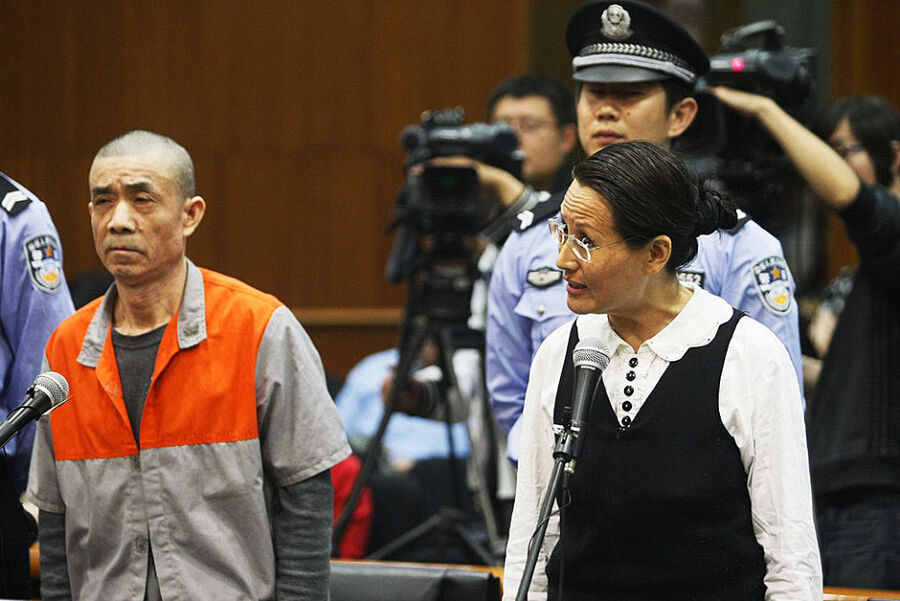 季羡林遗产失窃案开庭 被告拒穿号服昂首出庭