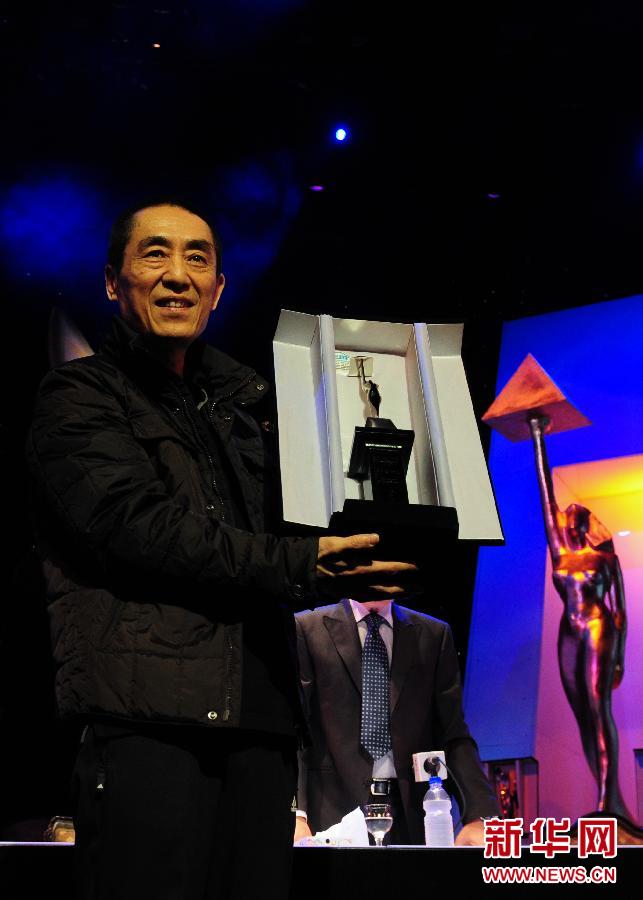 图:开罗国际电影节落下帷幕 张艺谋获终身成就奖