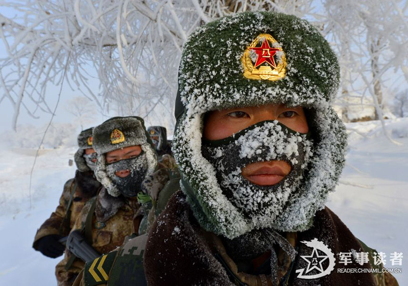 解放军先进寒天装备零下40度练兵