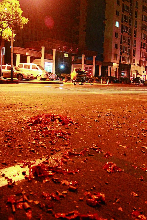 噼里啪啦",你被谢年的鞭炮声吓着了吗?