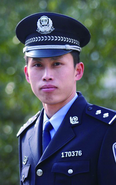 "黄岩晓警察"这个阿sir不一般