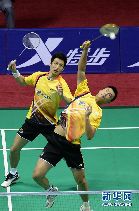 羽毛球名将蔡赟不满队友一日三赛愤怒摔拍离场