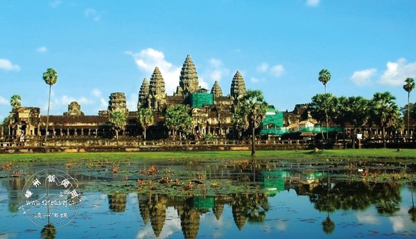 吳哥(angkor)是柬埔寨語