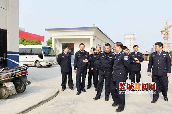 洪巨平莅临婺城公安分局调研指导工作