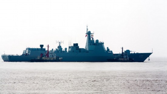 设备,自行制造了中国人民解放军第一艘海军护卫舰——成都舰