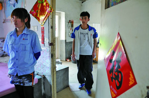 为了弟弟,马俊俊放弃了自己上大学的机会.