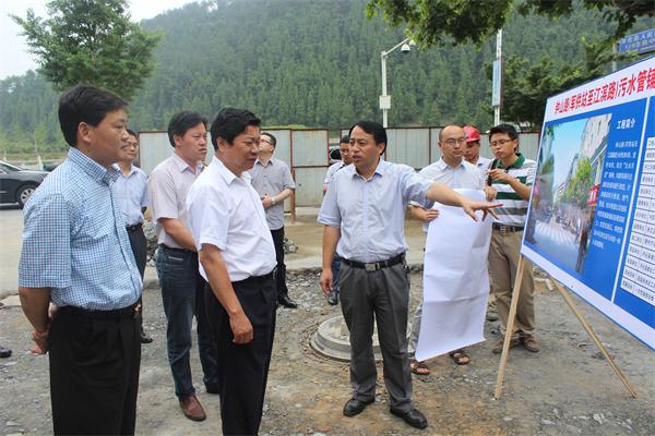 省住建厅厅长谈月明来我县调研时要求深化全域公园建设稳步推进城镇化