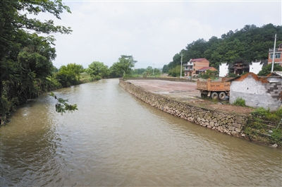 河道整治前后对比