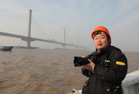 袁云:用心书写热爱 用爱丈量民情