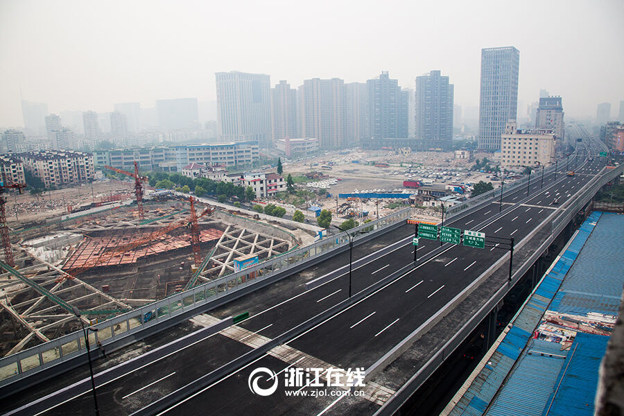 中河上塘高架-秋石高架-德勝快速路形成杭城