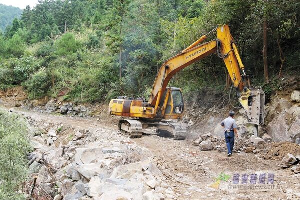 修建生产路