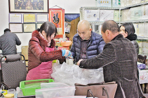 【图文】土特产市场,火爆!-安吉新闻网