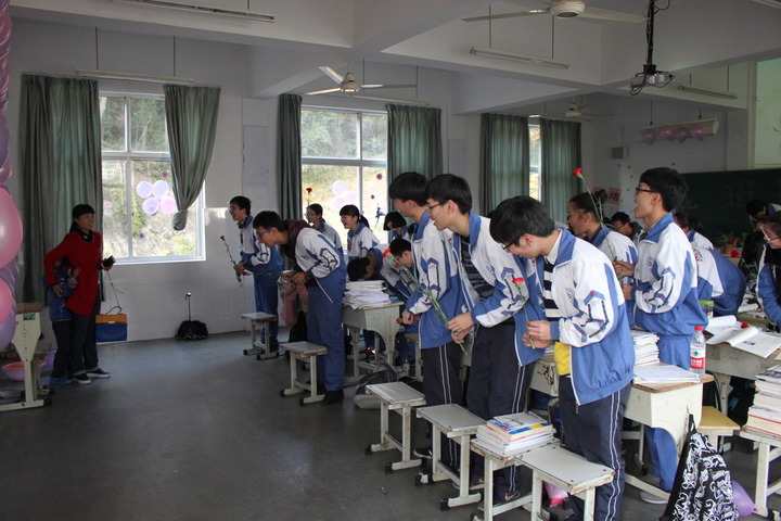 温岭一中学有个"班主任节!
