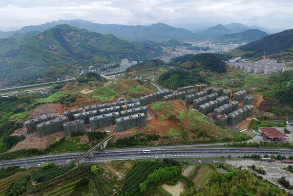 腾龙小区二期建设