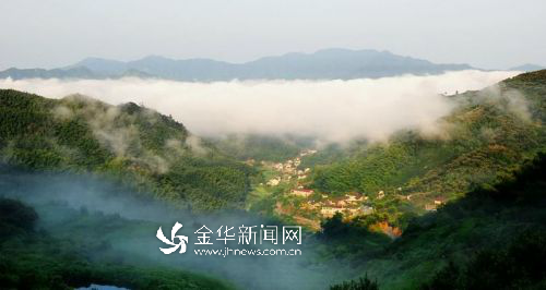 横马61磐安生态马拉松公开赛,由磐安县人民政府,横店集团联合主办