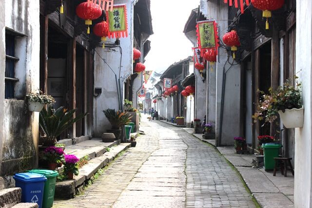 穿越最美赛道 金东乡村马拉松开跑咯