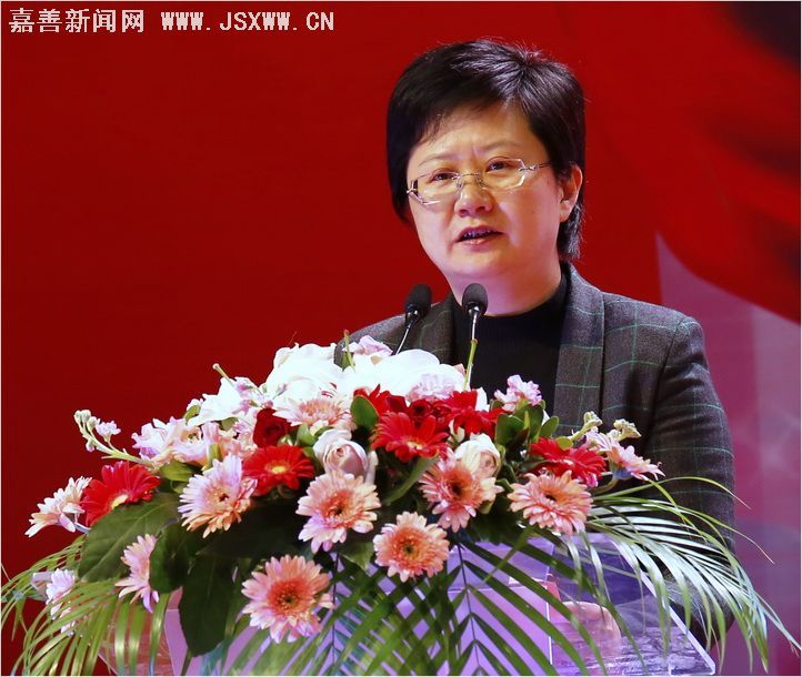 嘉善新闻网网络爱心志愿者团队参加县慈善总会颁奖典礼活动