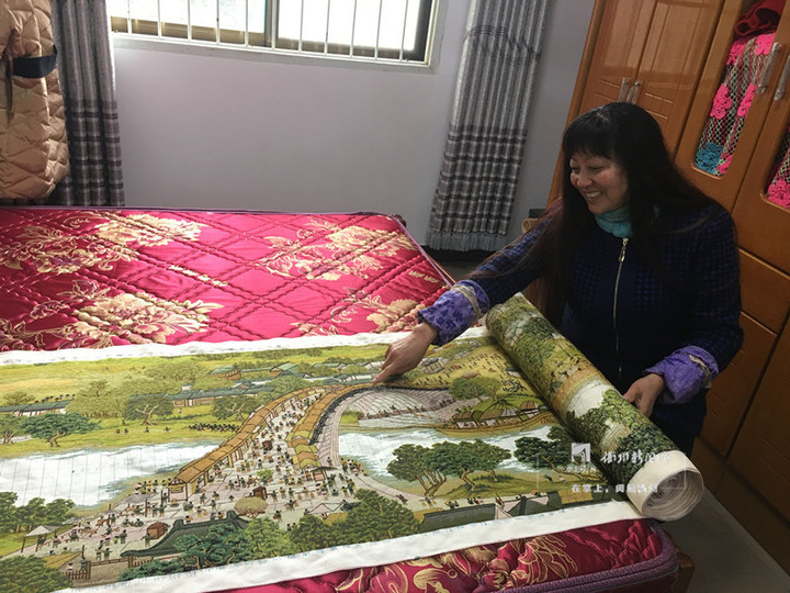 江山绣娘四年绣出巨幅十字绣清明上河图